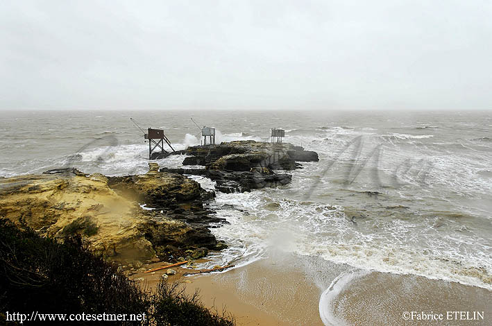 Carrelets dans la tempte  !!! (Charente maritime)