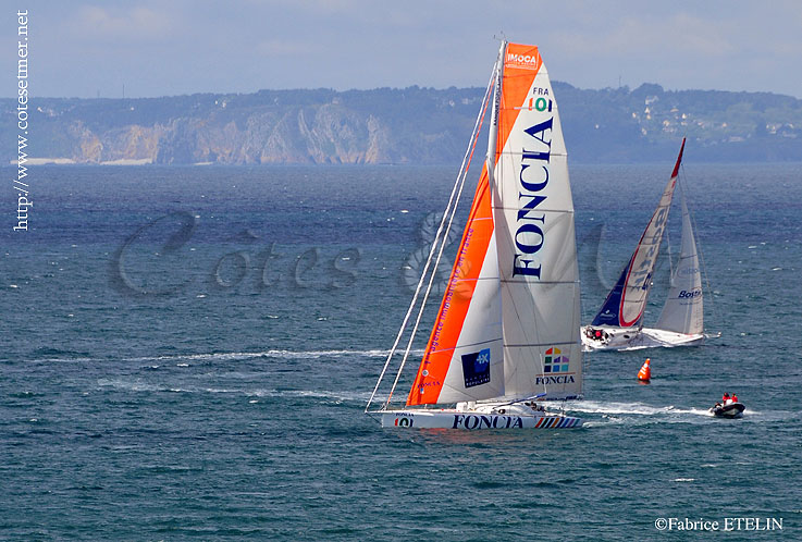 "Foncia"  en baie de Douarnenez