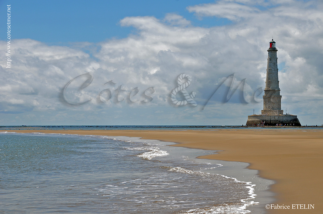 CORDOUAN, le Roi des Phares dit aussi le phare des Rois