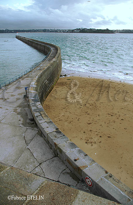 Digue  Saint Malo